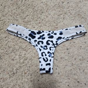 Change swim bikini bottom